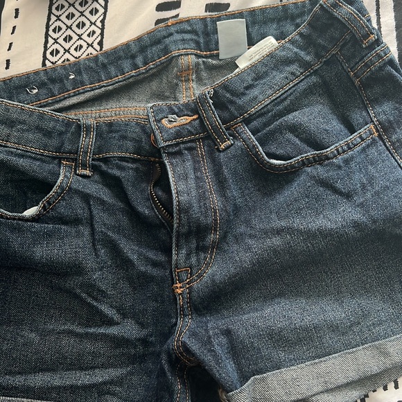 H&M Denim Shorts - Picture 5 of 6
